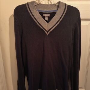 Kenneth Cole Vintage Men’s Black and Gray luxury V-neck pullover Sweater.